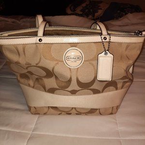 Coach Shoulder Handbag